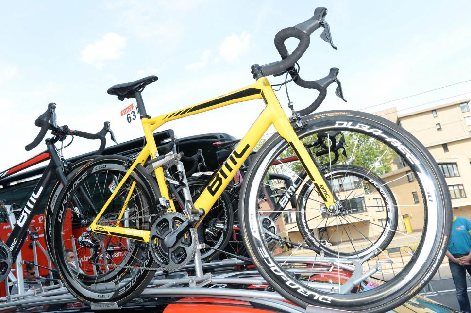Tour de France 2015 Bikes Rohan Dennis’ yellow BMC TeamMachine SLR01 road.cc